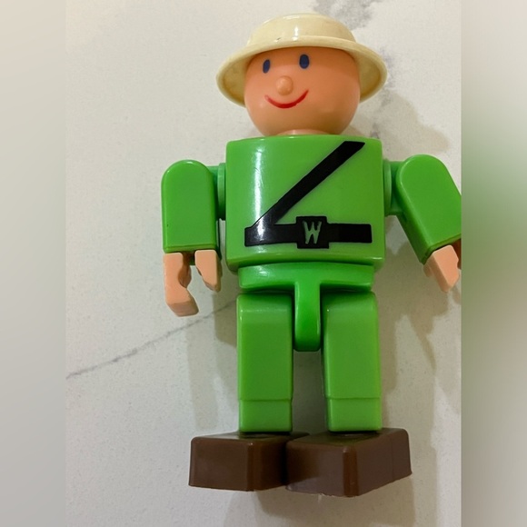 Vintage Wannabees 1975 Lion Tamer - Picture 2 of 4